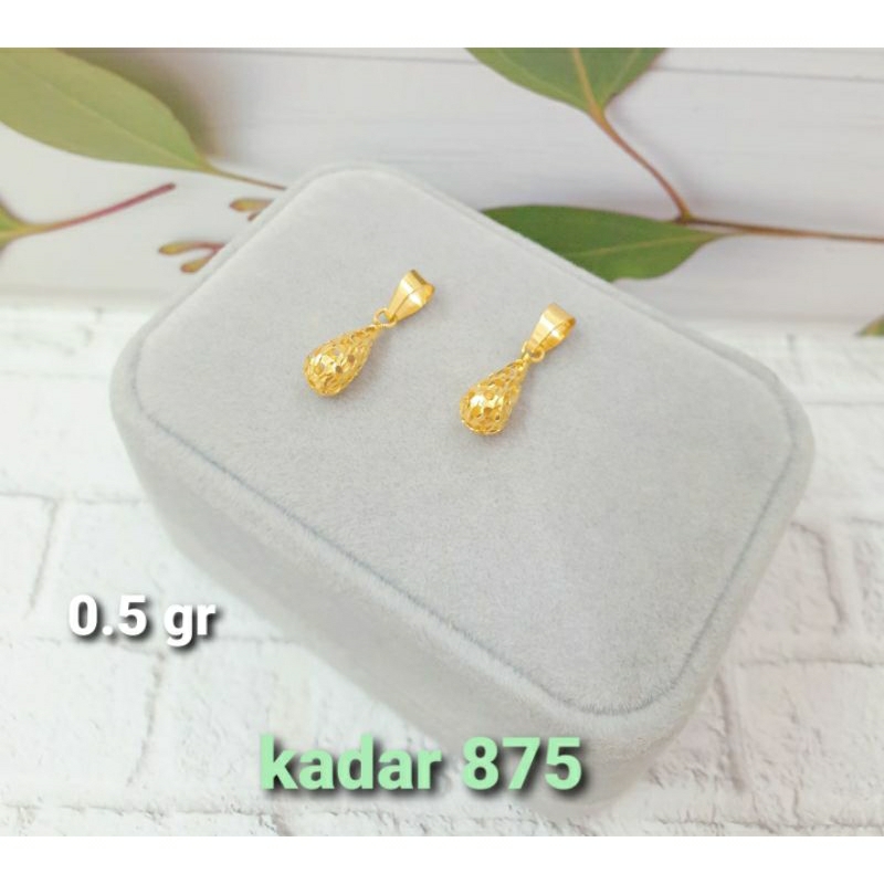 Liontin tetes.Emas kadar 875/20k
