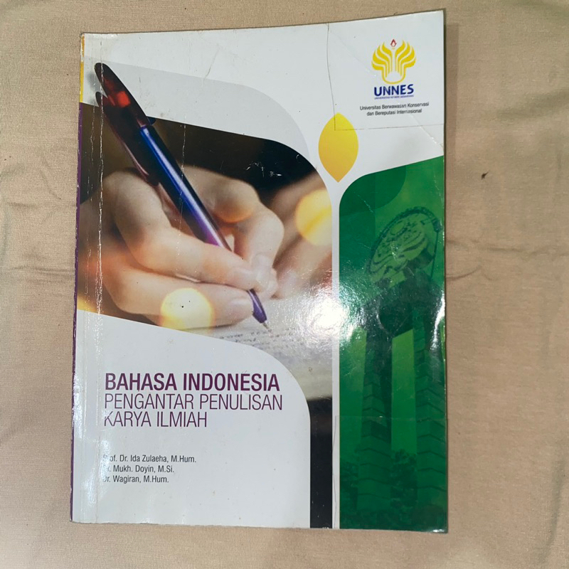 Buku MKU mata kuliah umum Bahasa Indonesia | Unnes