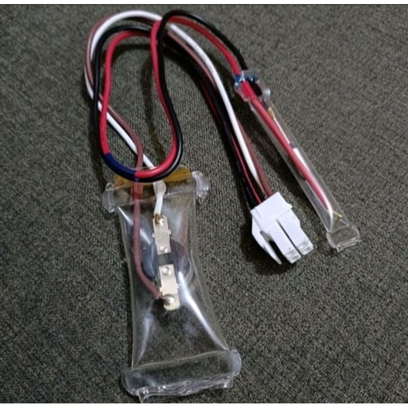 defros fuse kulkas 2 pintu SANYO...AQUA