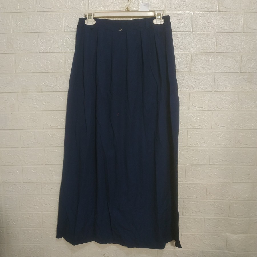 U28/Preloved bekas rok biru smp panjang