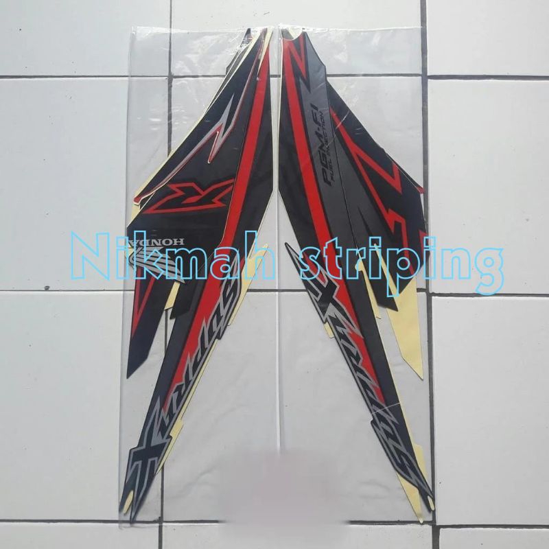 Striping Stiker Honda Supra X 125 fi 2018 fullset Hitam
