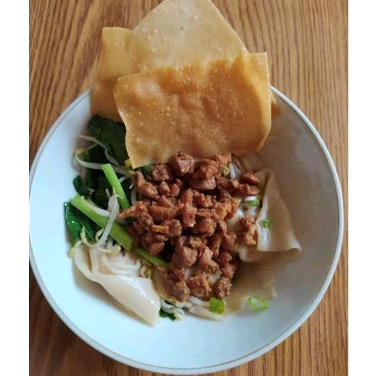 

Pangsit Ayam Halal