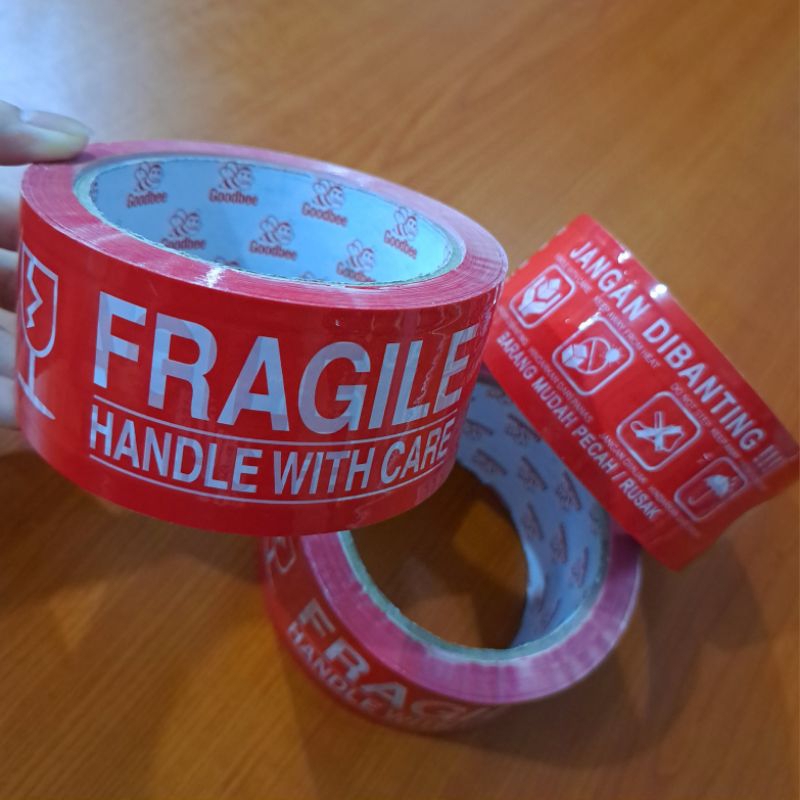 

Lakban Fragile Merah - 90 Yard - Jangan Dibanting Barang Mudah Pecah