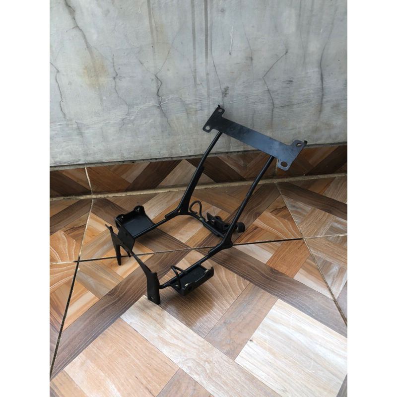 bracket lampu depan original vixion old