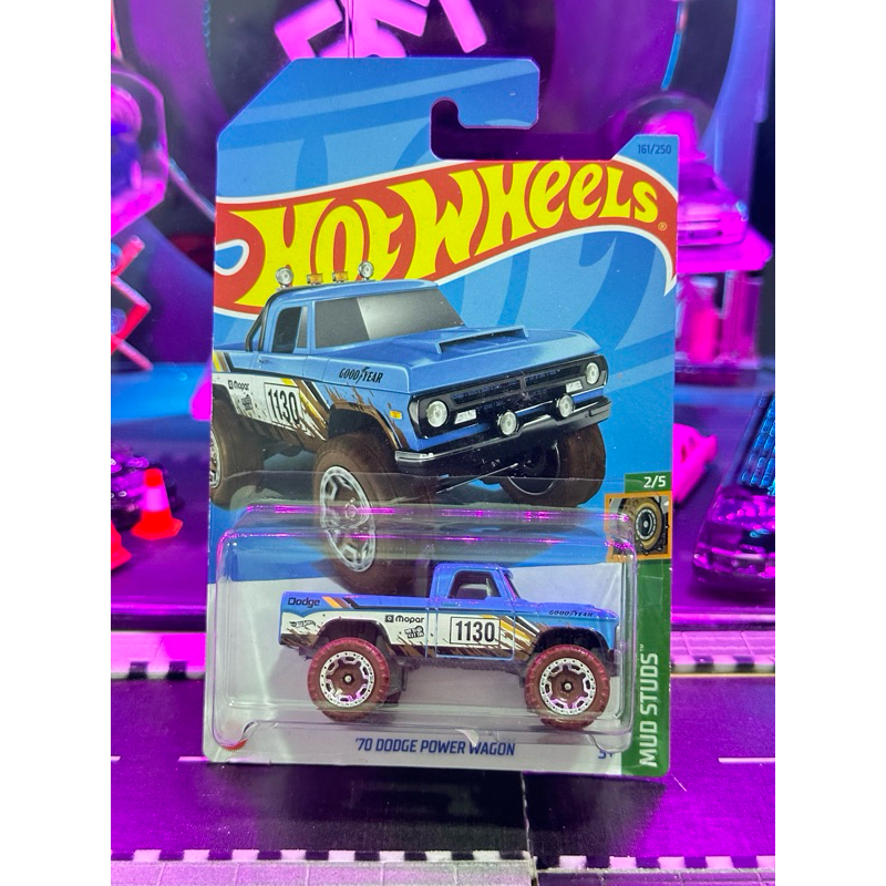 Hot wheels 70 Dodge Power Wagon