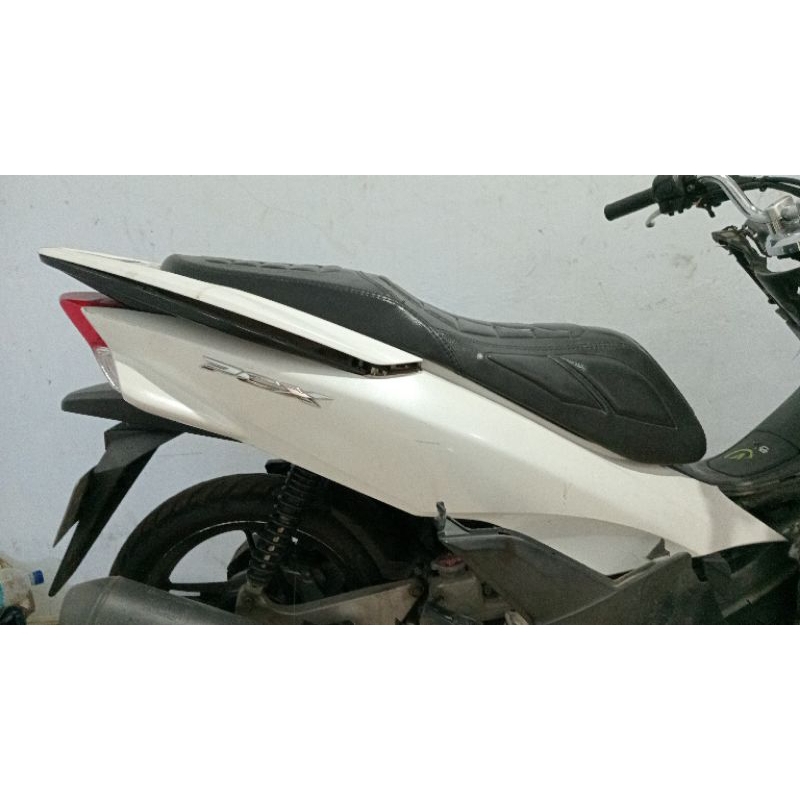 bodi belakang pcx cbu