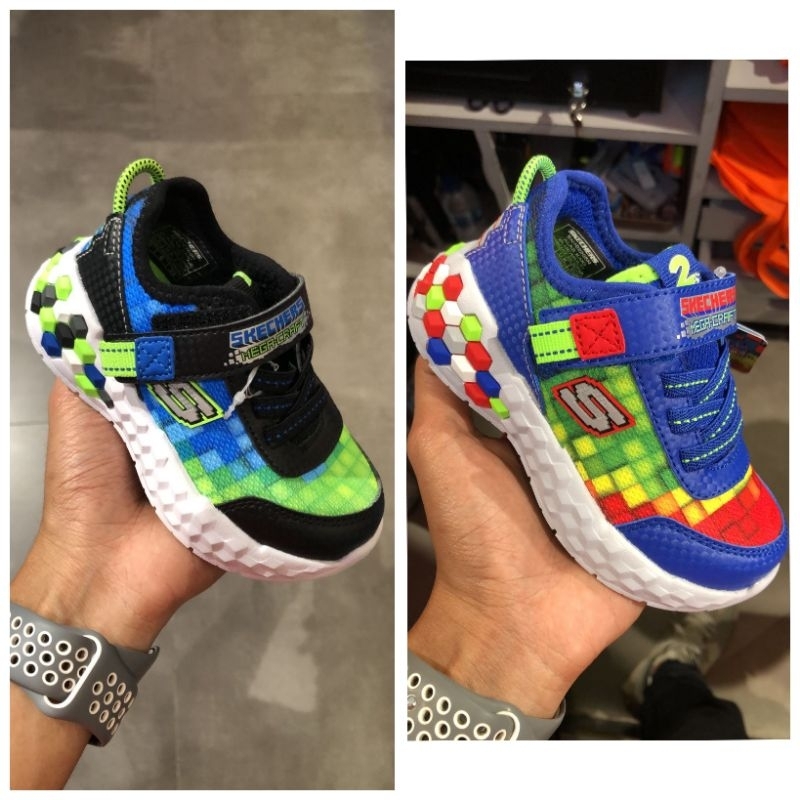 Sepatu skechers mega craft