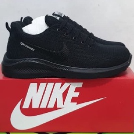 Sepatu nike 2024 full black original