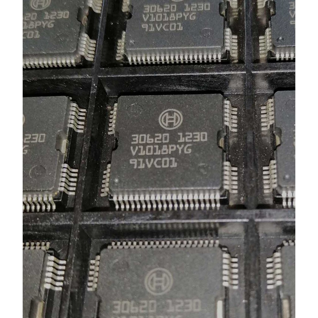 Original BOSCH 30620  Car Engine Power Driver IC CHip