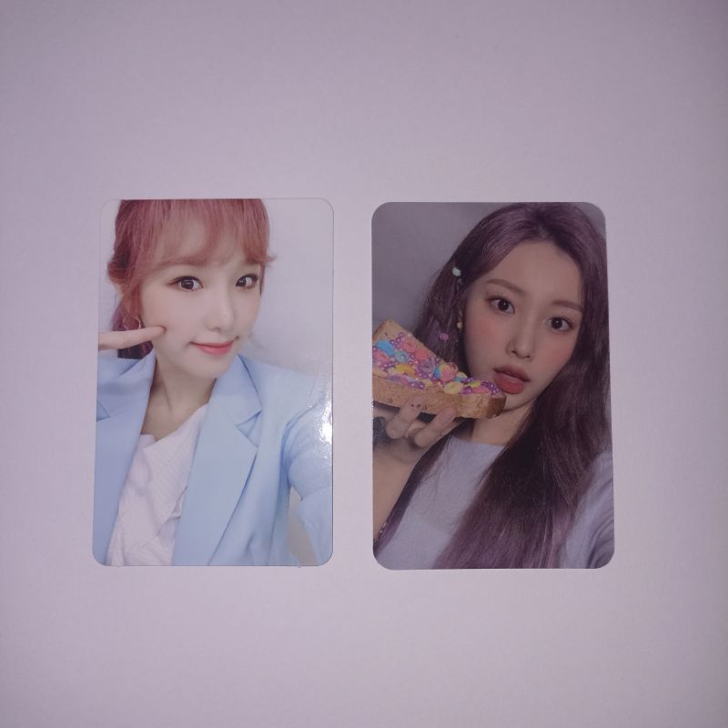 (BOOKED) hyewon yena pc photocard izone hyewon roti