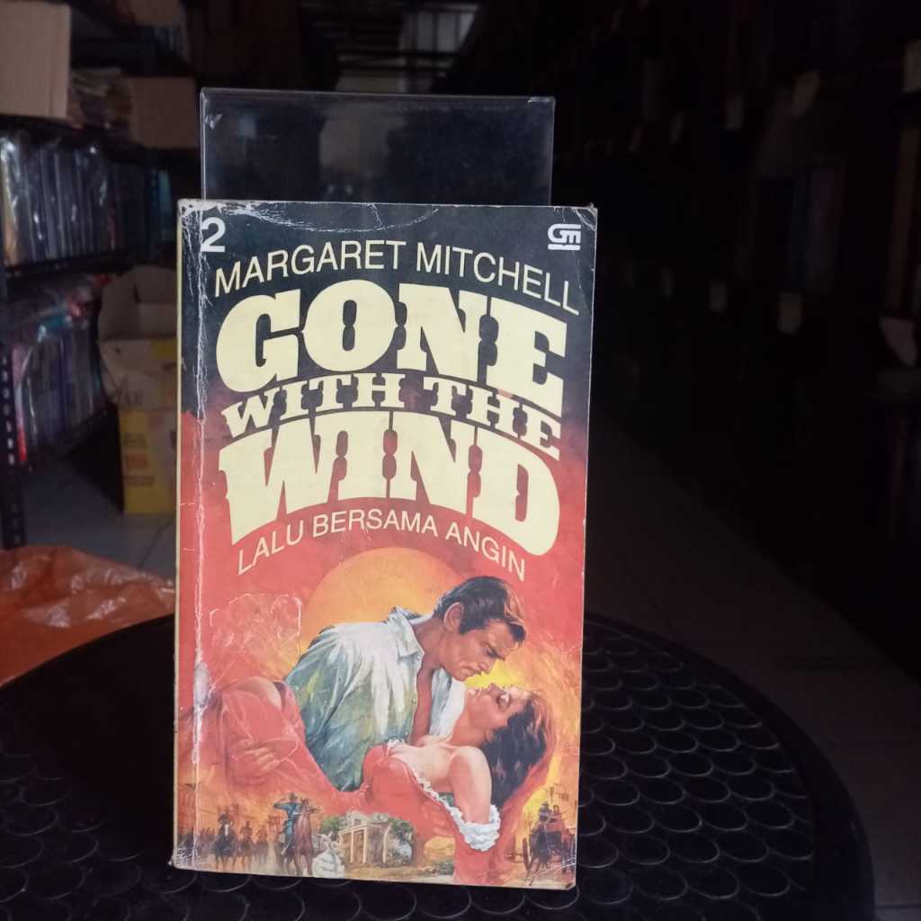 Lalu Bersama Angin by Margaret Mitchell - Ori - Preloved