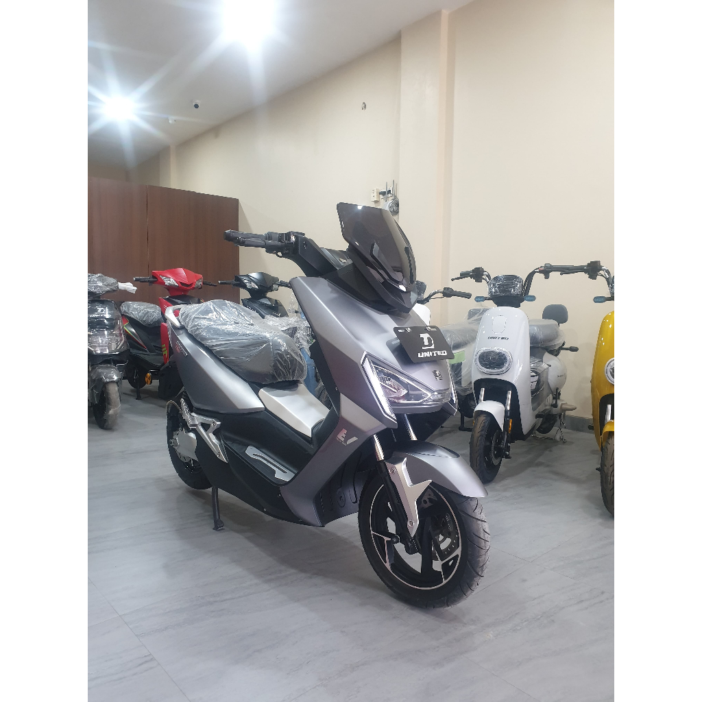 United T1800 Sepeda Motor Listrik OTR BODETABEK