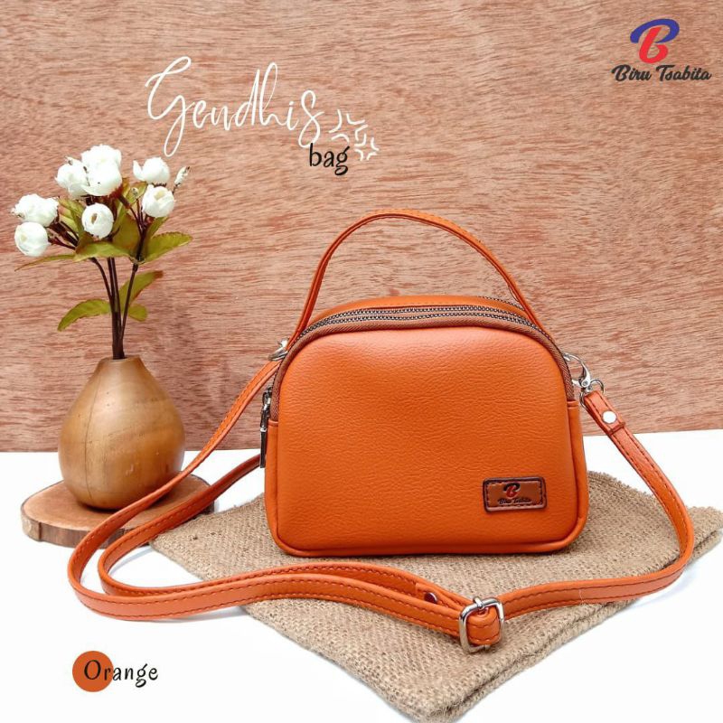 GENDHIS BAG BY BIRU TSABITA/ TAS SELEMPANG WANITA BISA TENTENG ( ANTI AIR )