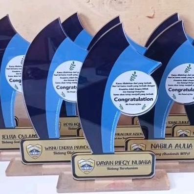 PLAKAT AKRILIK CUSTOM, PLAKAT CUSTOM, PLAKAT KKN, PLAKAT MAGANG, PLAKAT KENANG KENANGAN