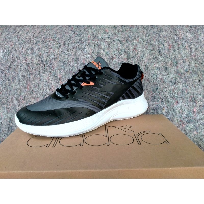 sepatu diadora original sale bnib ori asli erba hitam