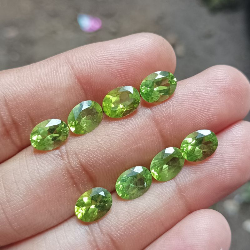 BATU NATURAL PERIDOT ASLI BATU ALAM 100%