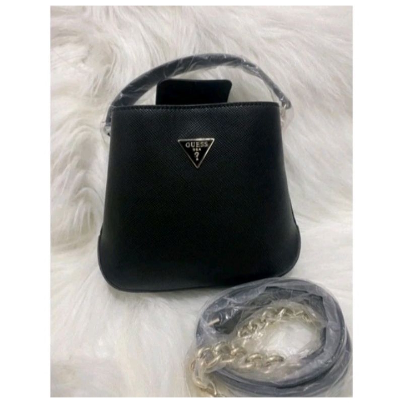 PRELOVED TAS GUESS ALEXIE BUCKET PREMIUM
