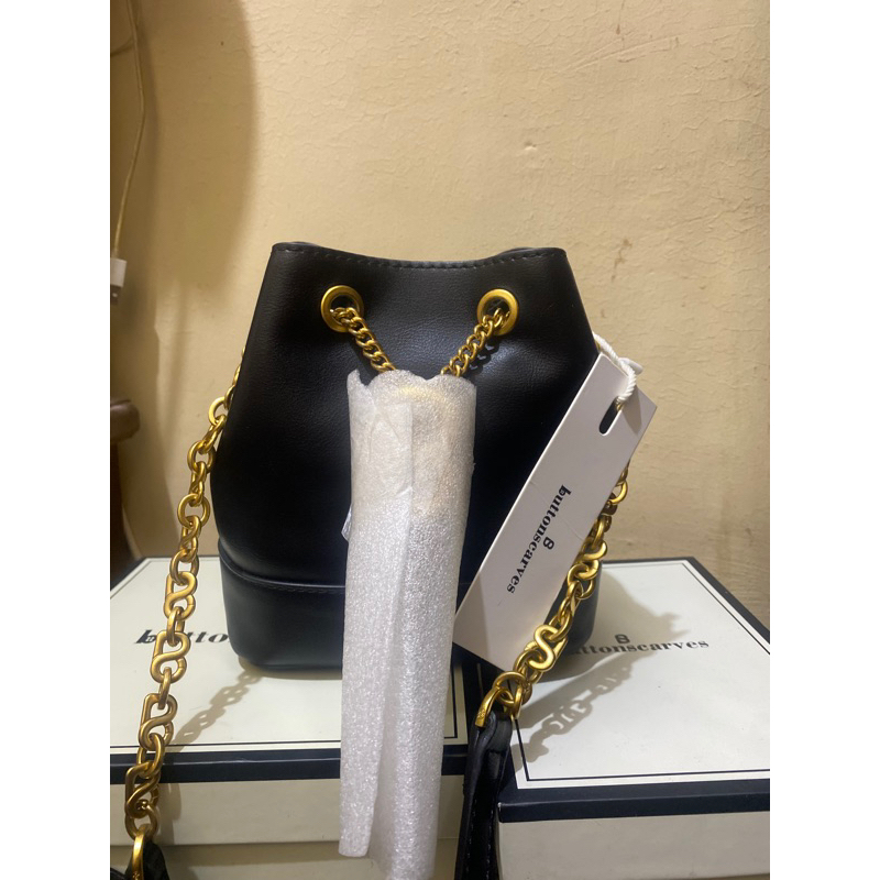 MYRA BAG BUTTONSCARVES