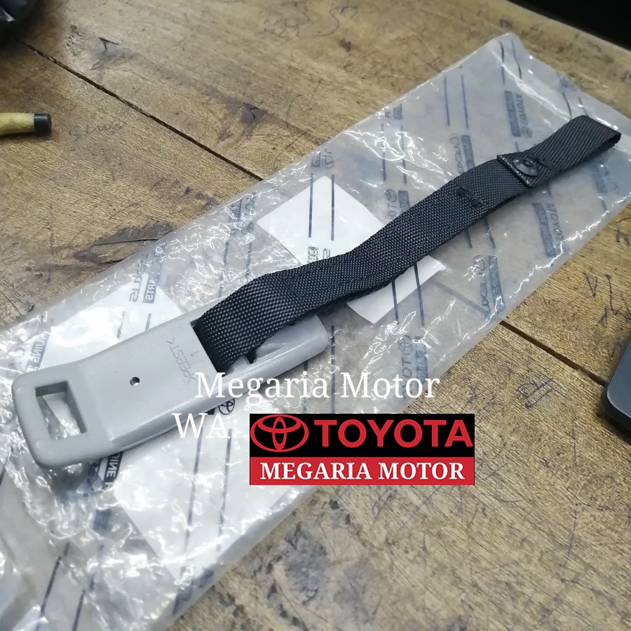 Tali Gantungan Jok Belakang Innova Reborn 2016-2020 ORI