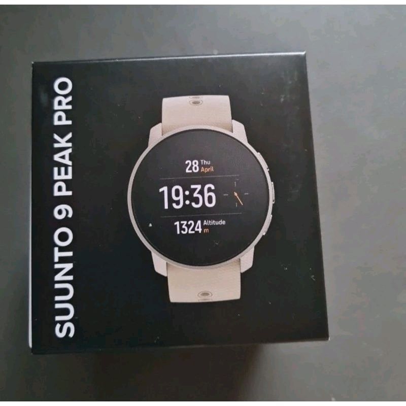 SUUNTO 9 PEAK TITANIUM SAND
