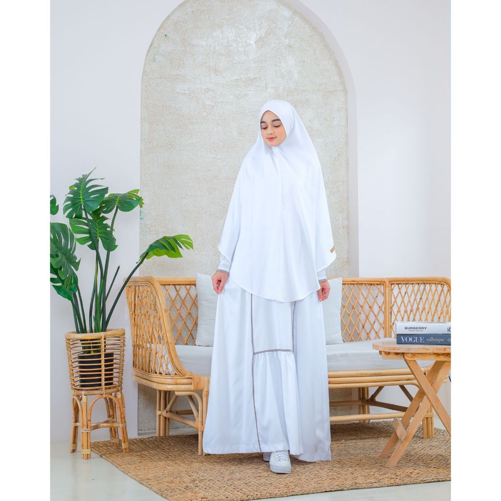 Quba Set Gamis Syari Umroh dan Haji by Soleil Indonesia