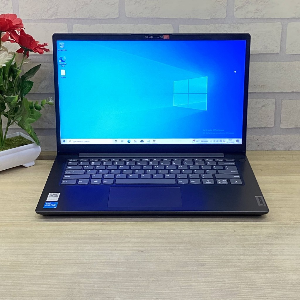 LENOVO V14 I3 RAM 8 SSD  BLACK