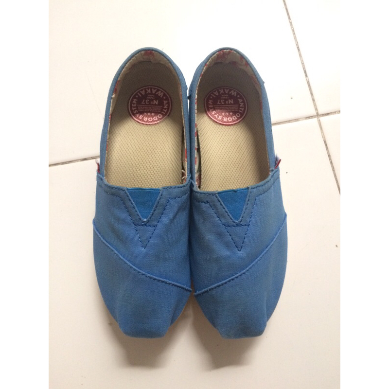 Wakai Atsui Ichi Wedges Slip On Wanita