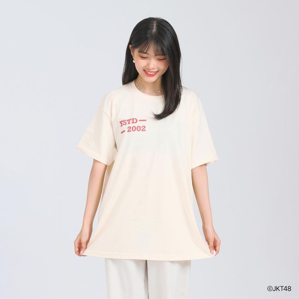 Kaos Oversize JKT48 Birtday T-Shirt Fiony Alveria (Fiony) | Unisex - Ivory