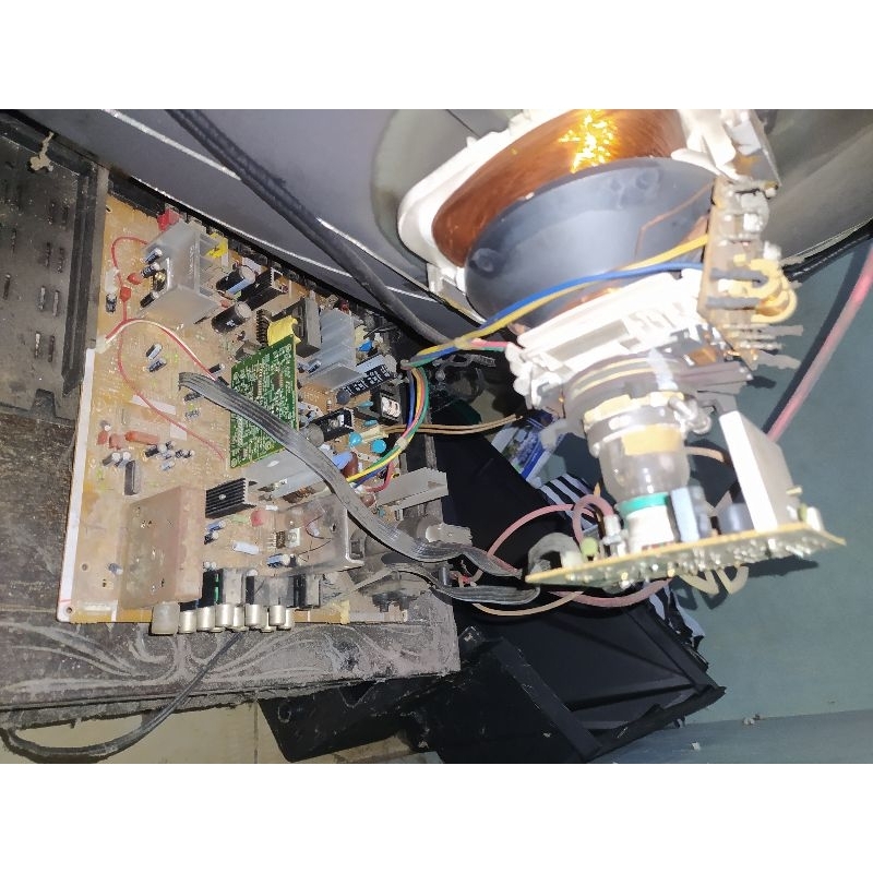 mesin TV Sharp Alexander slim seri 21AXS200