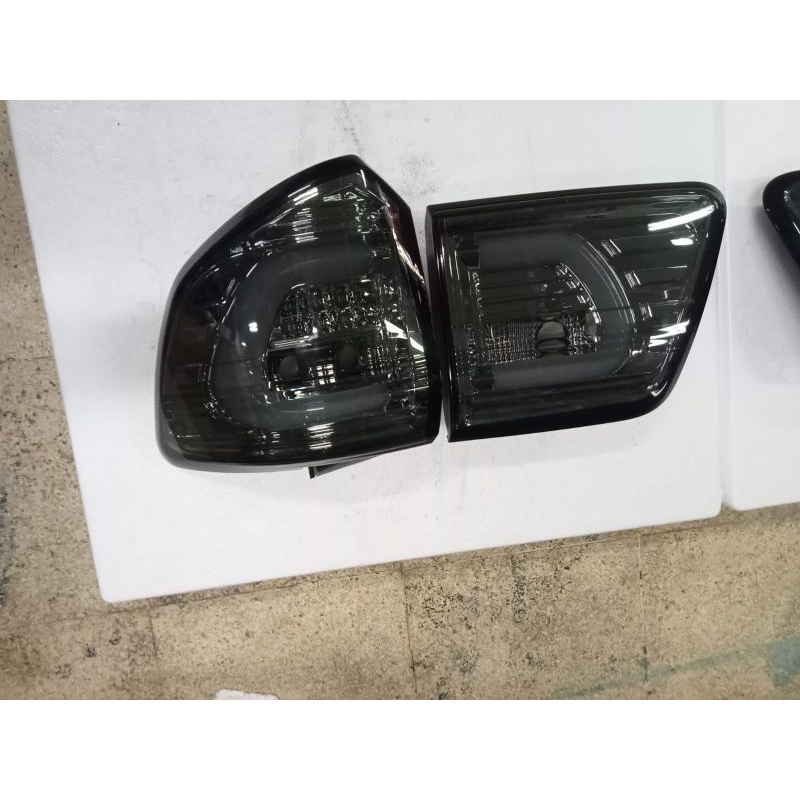 Stoplamp grand fortuner 2012-2015