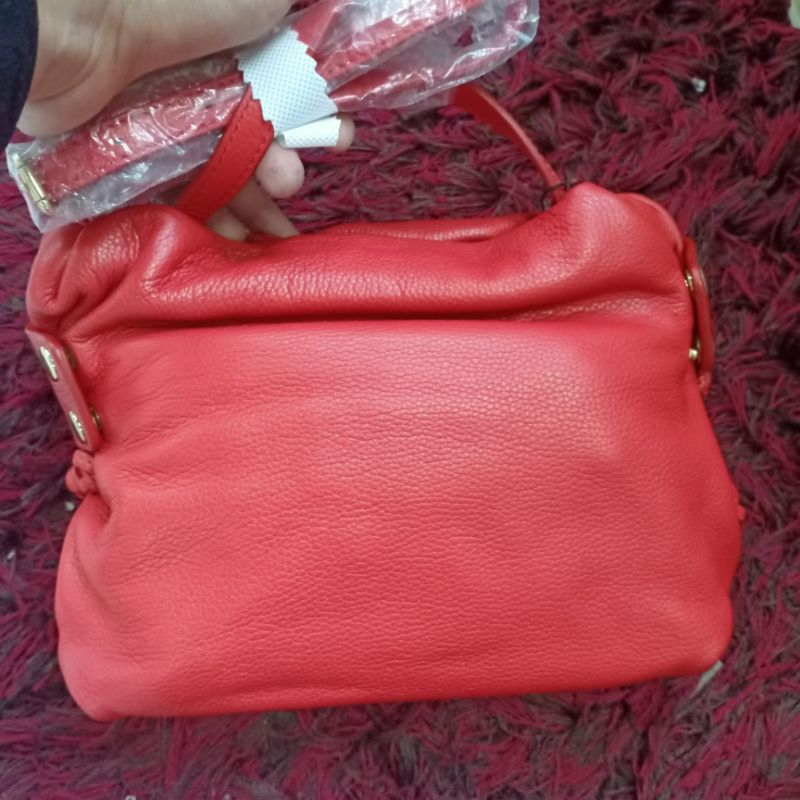 Tas Donini 1999-740 preloved sling bag merah (bukan vigo)