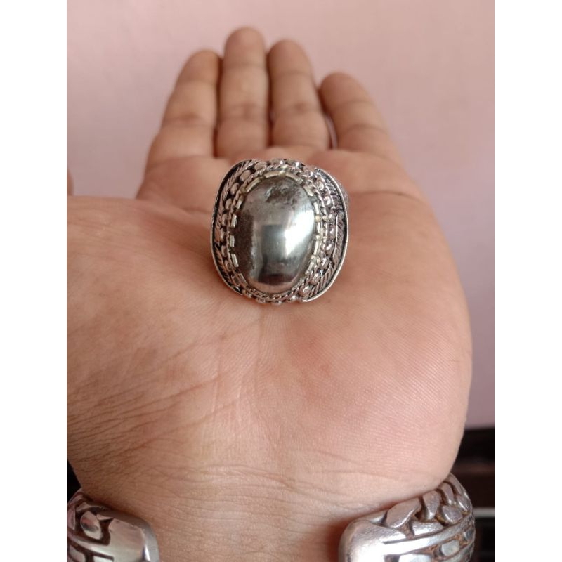 cincin iron meteorit