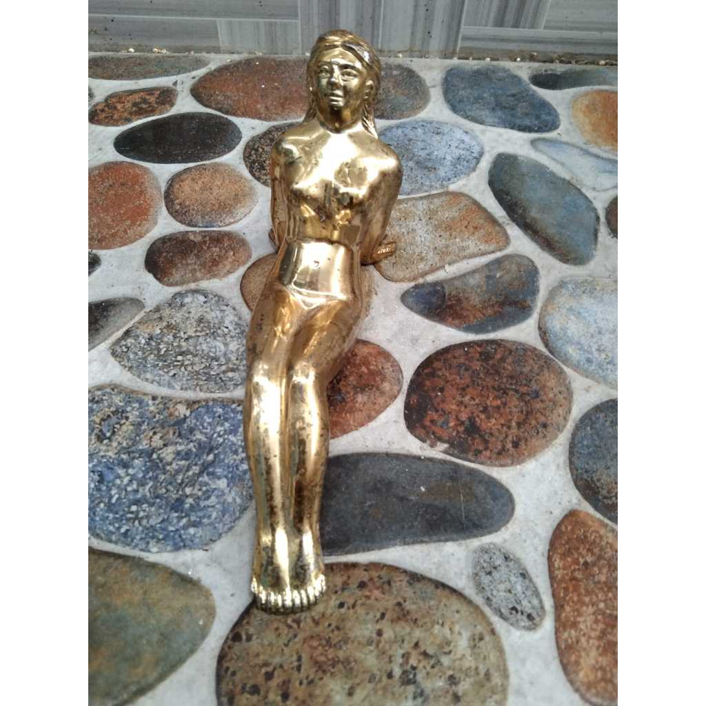Patung Wanita Kuningan Kuno Jadul Antik