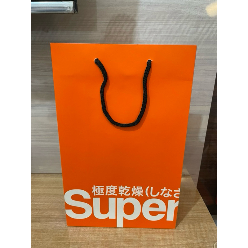 

SALE‼️ Paperbag Superdry Size 22 x 34 x 10 cm