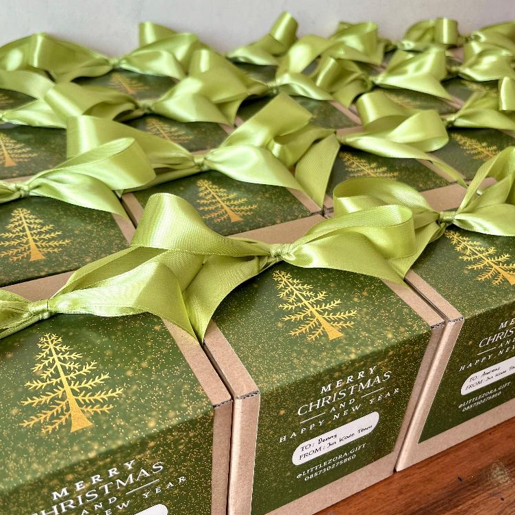 

Littlezora - Kue Kering Cookies Cokelat | Souvenir Ulang Tahun Anak Birthday Baby Born | Hampers Gift Kantor