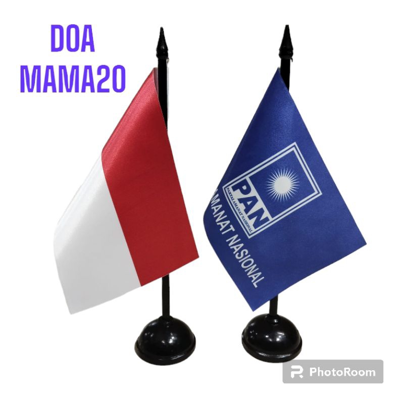 

tiang kayu meja set sama bendera merah putih dan PAN