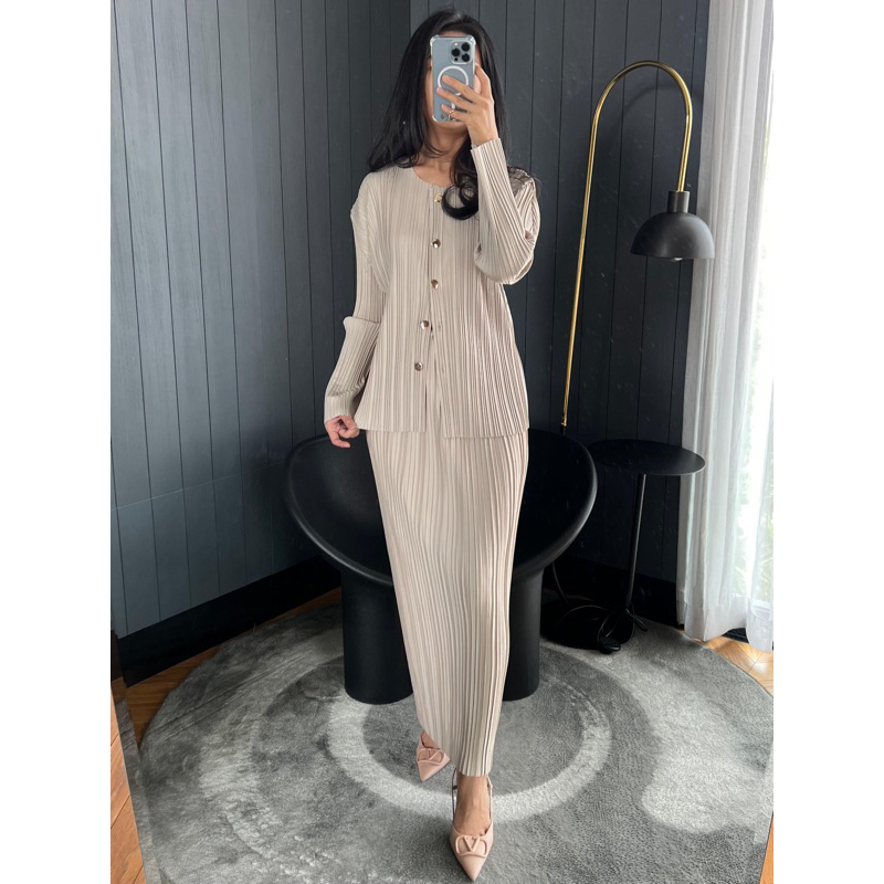 RJ5 Pleats Cardigan / Cardigan Plisket BB / Outer Plisket BB / Atasan Plisket BB / Pleats Top -