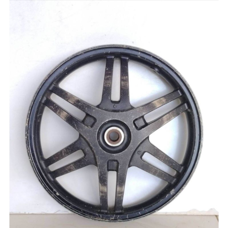 velg spin 125 belakang lubang besar original gigi 20