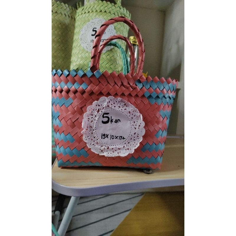 

TAS ANYAMAN LURIK SIZE XS (UNYI) tas hampers, tas suvenir, tas ultah