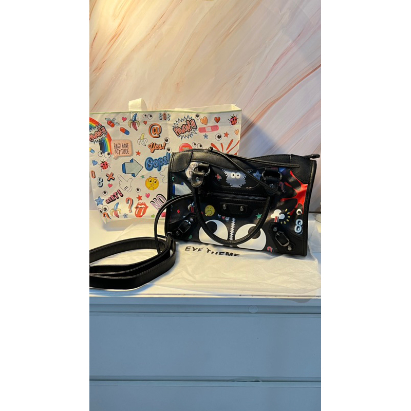 HUER EYE THEME BAG PRELOVED