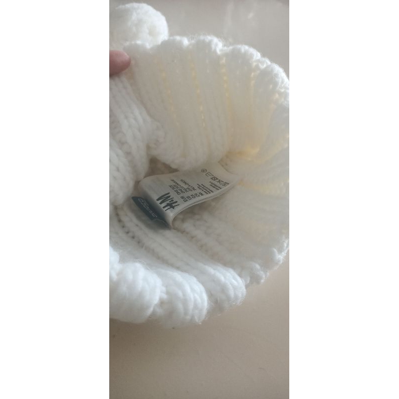 Tutup kepala topi kupluk rajut putih