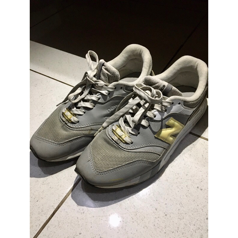 NEW BALANCE 997H USED ITEM