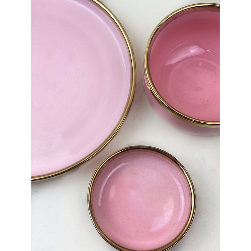 ASHOME Piring Set 1 Orang Piring Makan Set Pink Gold Isi 3 Pcs / Piring Set Keramik List Emas / Piri
