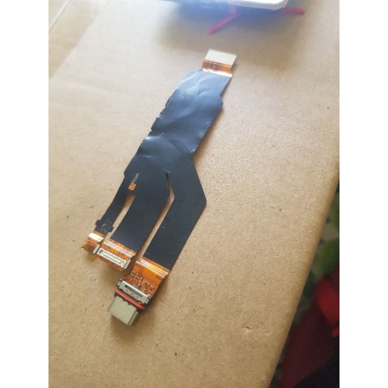 fleksibel charger sony xz dan xzs