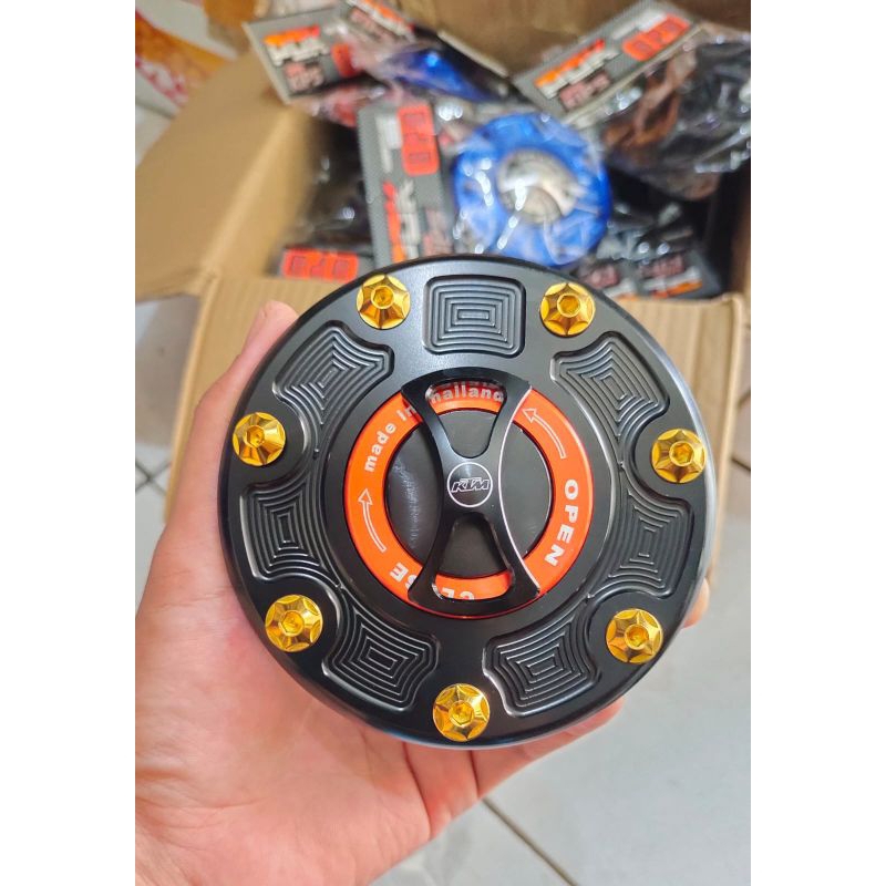 Tutup Tangki Ninja r/ss rr + Baut probolt original thailand ful cnc