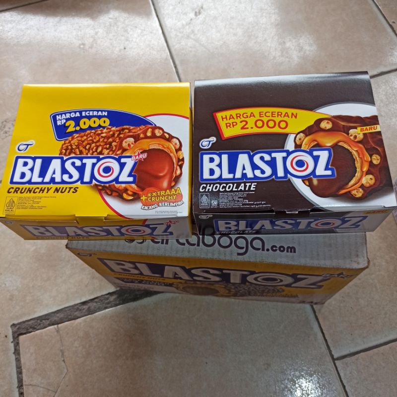 

Wafer Roll Dengan Krispi Beras Salut Cokelat Kacang BLASTOZ