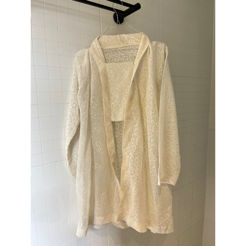 preloved kebaya kutu baru solo / blouse pesta putih LD 96, PJG 96