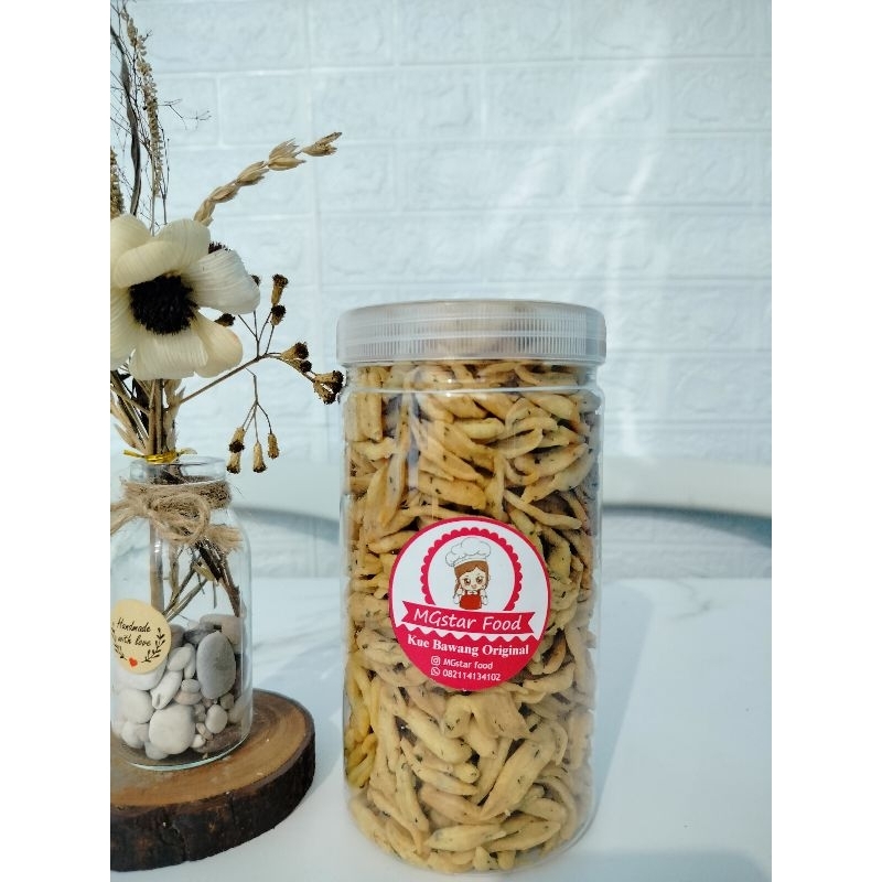 

Mgstar_ kue bawang original (toples)