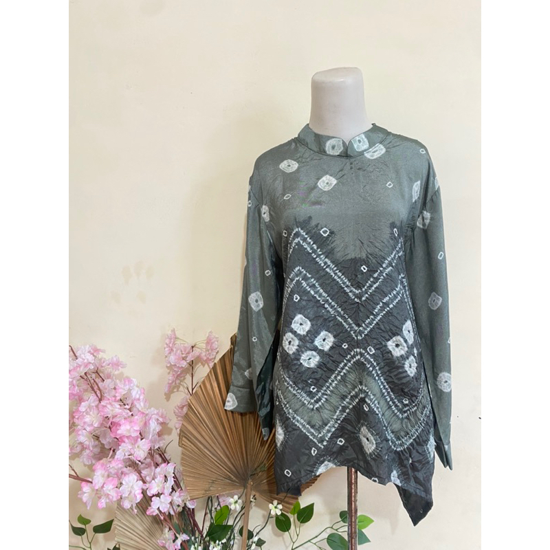 Blus Jumputan Ukuran Jumbo