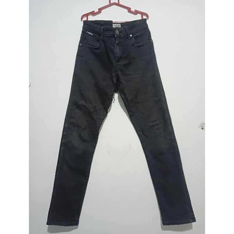 PRELOVED CELANA JEANS WRANGLER HITAM ORIGINAL SLIM FIT